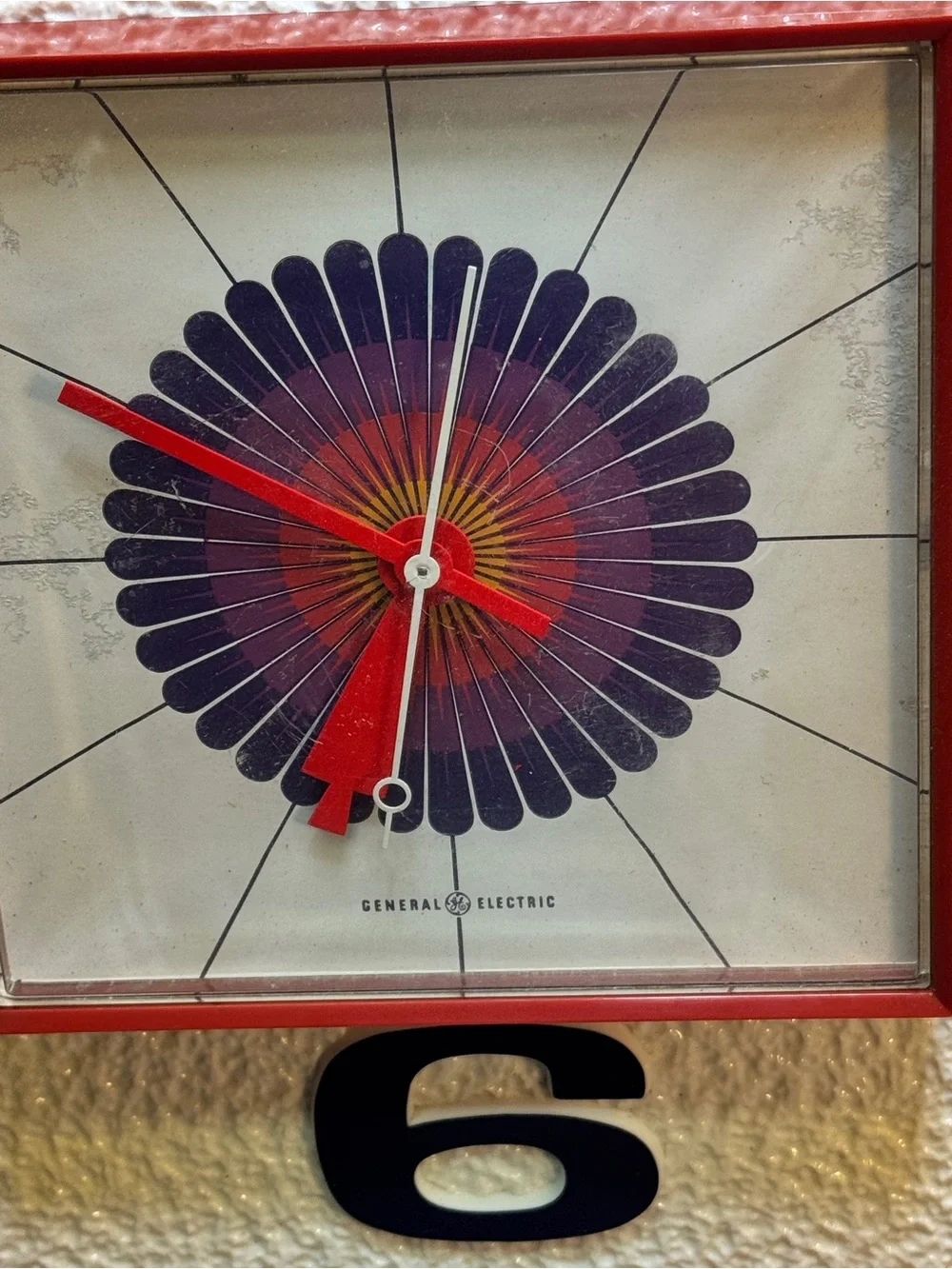 Rare Vintage Mid Century Psychedelic General Electric Model 2548 Wall Clock
